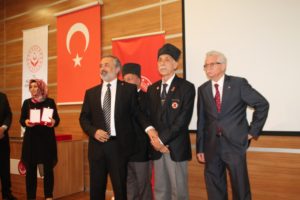 Gemlik Muharip Gazilere Kıbrıs'tan Madalya ve Berat