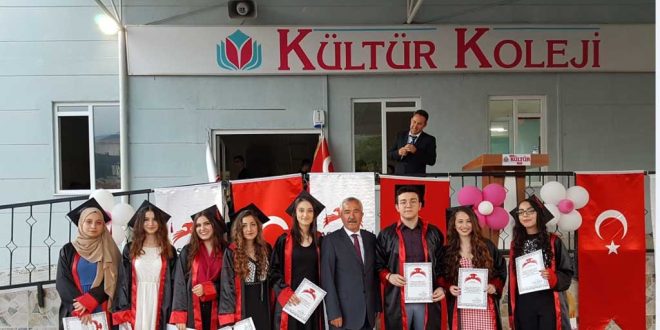 Kültür Kolejinden Mezuniyet Töreni
