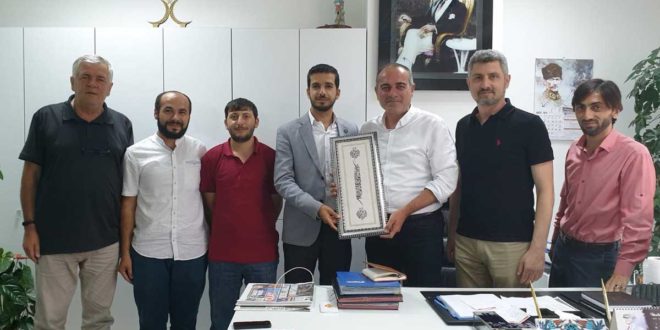 Limon;  "Bilindiği gibi gençlik ülkenin geleceğidir"