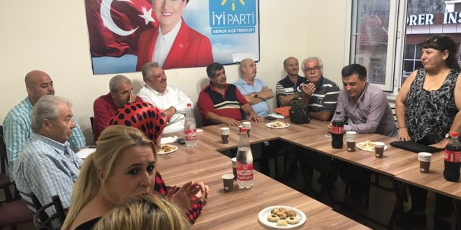 İyi Parti'de Yeni Yönetim Bir Araya Geldi