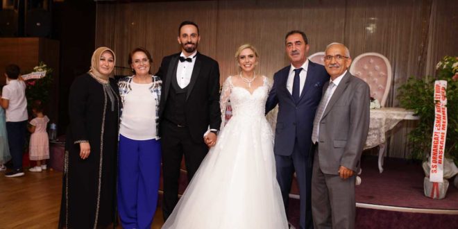 Karakaş  ve Ulaş Ailelerinin Mutlu Günü