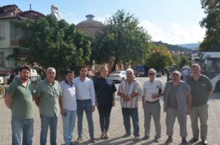 Gemlik Belediyesi’nden Küçük Kumla çıkarması