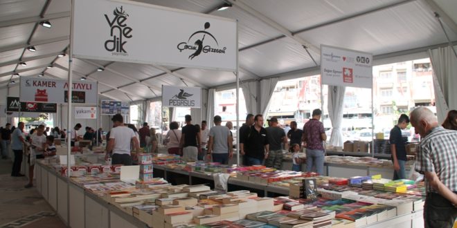 Gemlik 1. Kitap Fuarı Açıldı