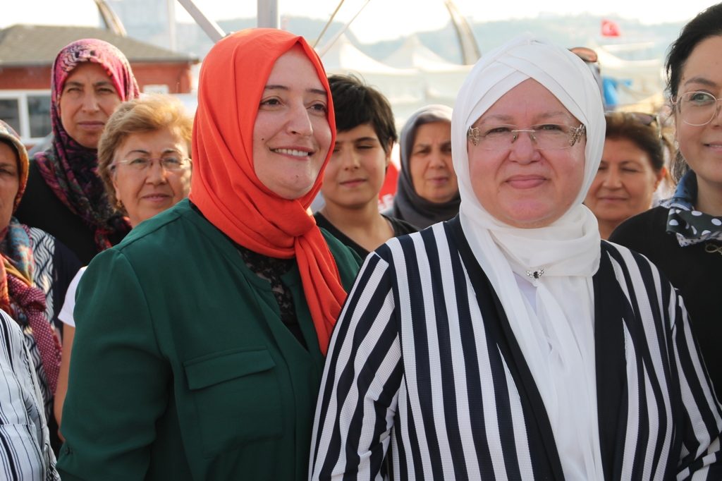 Zeytinyağlı Yemek Yarışmasında Büyük Rekabet