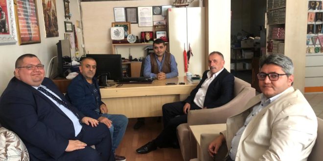 Beki; Gemlik Esnafı'nı belediyenin düzenlediği Alışveriş Şenliği'ne katılmaya davet etti