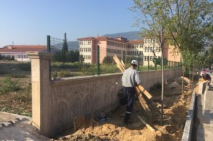 Milli Eğitim ve Körfez Ortaokulu’nda çevre düzenlemesi