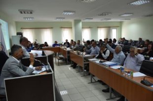 Meclise Gündem Dışı Konular Damga Vurdu