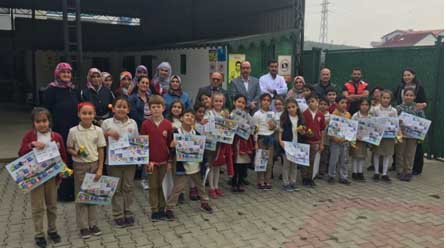 Şehit Öğretmen Etem Yaşar İlkokulu’ndan Hayvanlara Yardım Kermesi