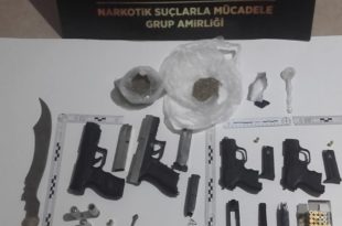 Baskında Uyuşturucu ve Silah Yakalandı