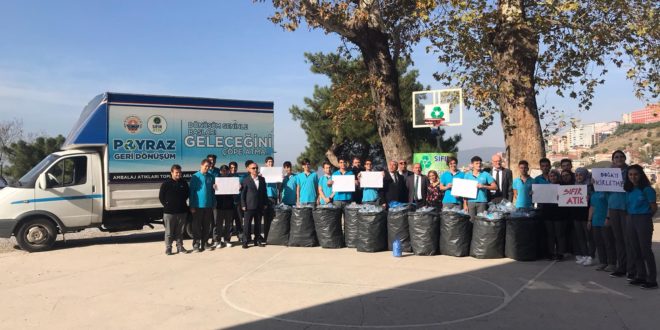 Lise öğrencilerinden geri dönüşüme büyük destek