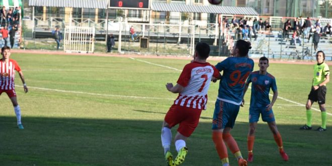 Gemlikspor fırsatı tepti