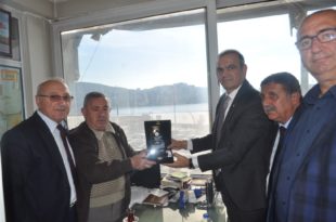 GTSO 40 yılı aşan üyelerine Onur Plaketi veriyor