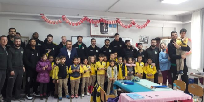  Alkışlar Budo Gemlik Basketbol’a