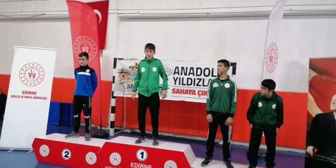 Belediyespor’dan güreşte başarı üzerine başarı