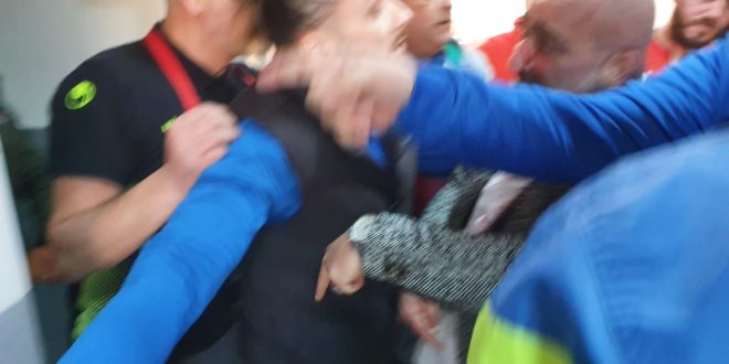 Olaylar maçın önüne geçti 2-0