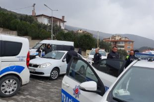 Gemlik'te Emniyet Binası ve Araçları İlaçlandı