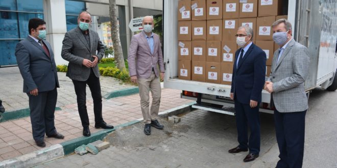 Borusan'dan bin 500 aileye erzak yardımı