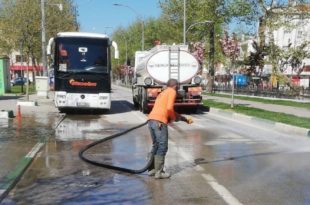 Gemlik Belediyesi’nden hafta sonu mesaisi