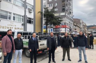 MHP'den Vefa Sosyal Kurumuna Erzak Desteği