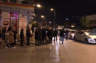 Gemlik'te Halk Sokağa İndi