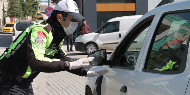Trafik Şube, Toplu Taşıma Araçlarında Denetime Devam Ediyor