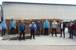 Kaymakamlık yardımları sürüyor...
