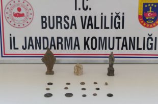 Gemlik Kurşunlu'da tarihi eser kaçakçıları suçüstü yakalandı