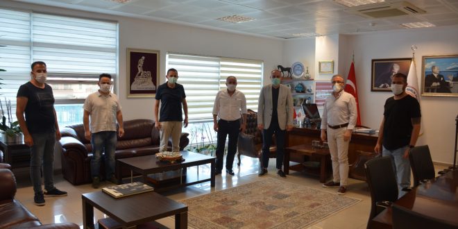 Gemlikli berberler pazar günleri “izin” istedi