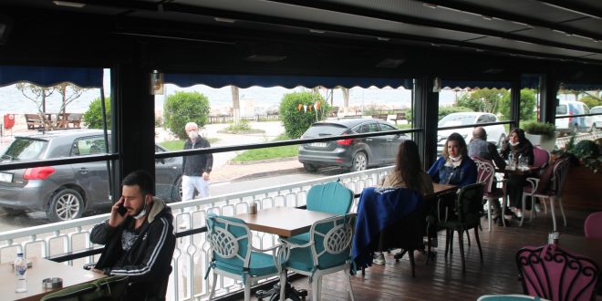 Gemlik'te Kafe ve Restoranlar Açıldı