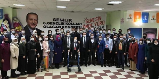 AK Gençlikte Sağır Dönemi