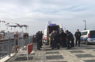 DENİZE DÜŞEN EPİLEPSİ HASTASI SON ANDA KURTATILDI
