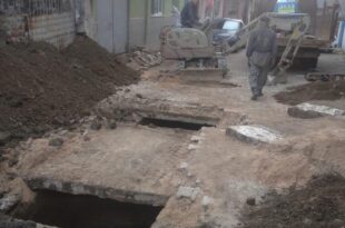 BUSKİ 20 Yıllık Alt Yapıda Temizlik Yaptı