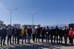 Gemlikli gençler sokak hayvanlarını unutmadı