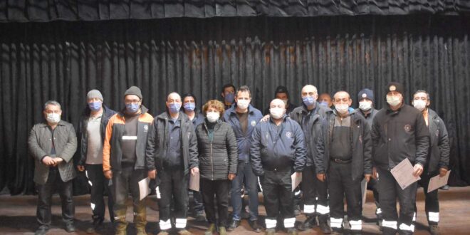 Belediye işçileri sertifika aldı