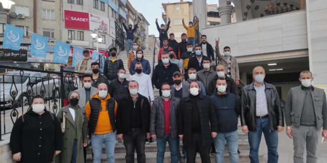 Ülkü ocakları şehitlerimiz için lokma dağıttı
