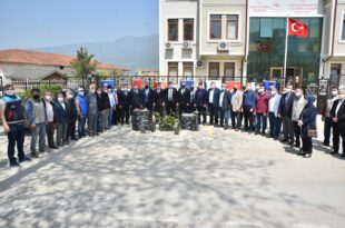 Büyükşehirden Çiftçiye fidan desteği