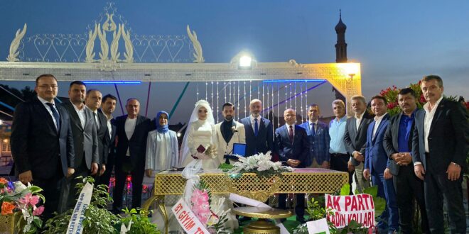 Yiğit  ve Taşar  Ailelerinin Mutlu Günü