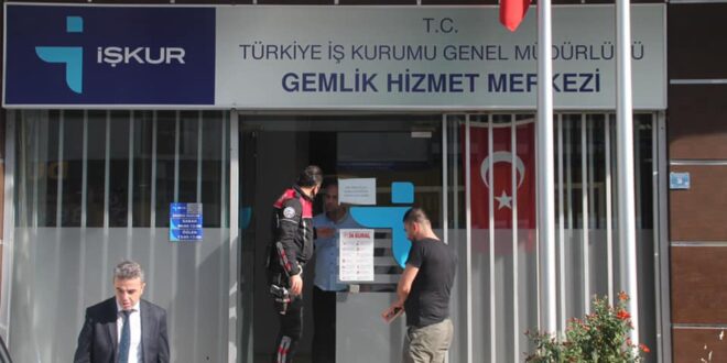 İŞKUR BİNASINDA GÜVENLİK AÇIĞI