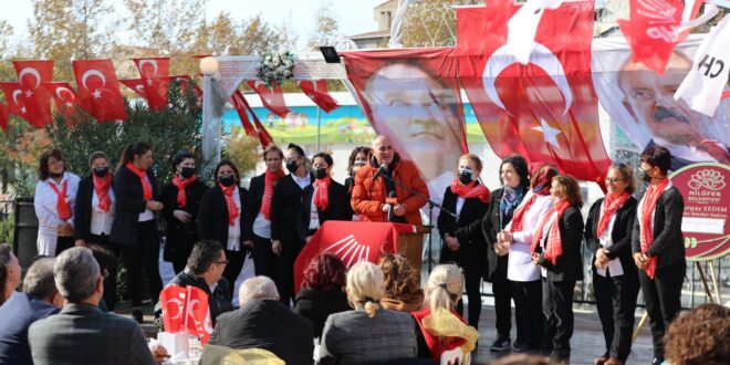 CHP’liler Gemlik’te kahvaltıda bir araya geldi