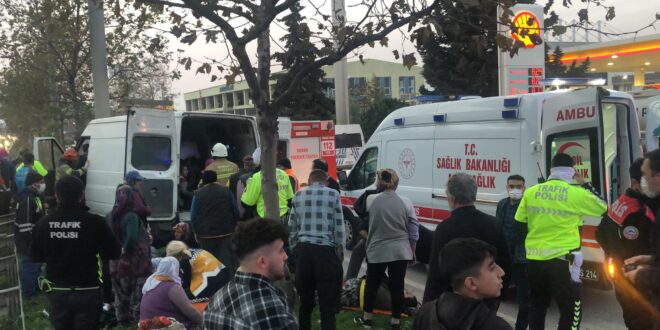 Gemlik’te kazada can pazarı yaşandı 13 Yaralı