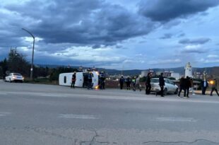Gemlik’te personel servisi kaza yaptı