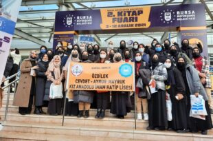 Gemlik Gençlik Merkezinden kitap Fuarına 5 sefer