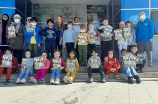 Suriye, Irak, Filistin, Mısır ve Afganlı Çocuklar Gemlik Gençlik Merkezinde Türkçe öğreniyorlar