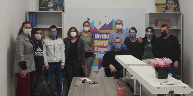 İlk maaşlarını aldılar
