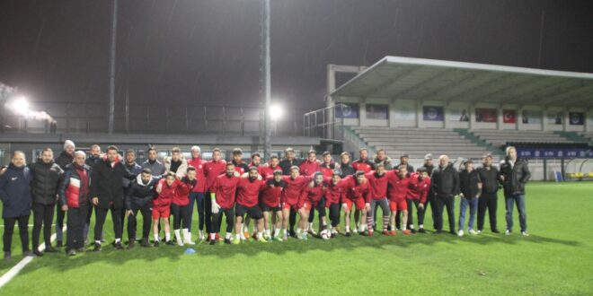 GEMLİKSPOR, OSMAN AKTAŞ VE 9 OYUNCU TAKVİYESİYLE ÇALIŞMALARINA BAŞLADI