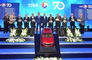 BAŞKAN ÇAKIR “TOBB 70.YIL ETKİNLİKLERİ TÖRENİNDE HİZMET ŞEREF PLAKETİNİ ALDI
