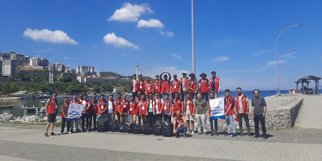 10 Farklı Şehir ve Üniversiteden, 40 Üniversiteli Genç İlçemizde Bir Dizi Etkinlik Gerçekleştirdi.