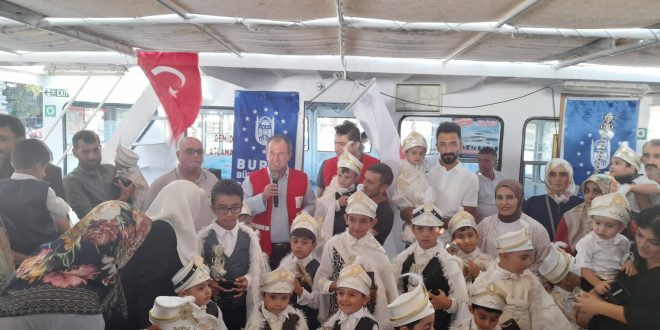Türk Kızılay Gemlik Şubesi Sünnet Şölenini büyük bir coşku ile gerçekleştirdi