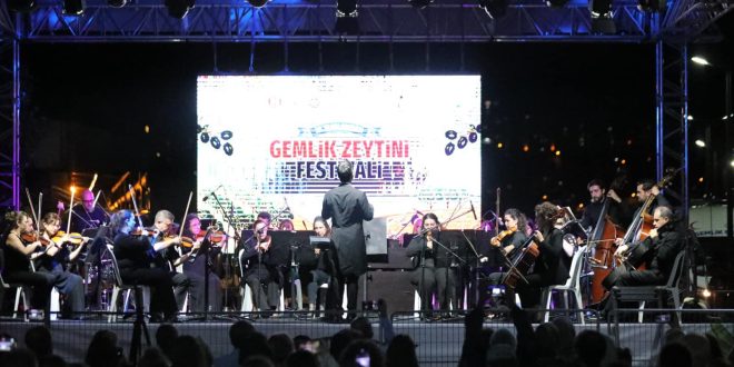 Gemlik’te denize nazır senfoni
