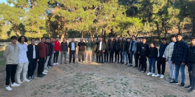 ÜLKÜ OCAKLARI ORTA ÖĞRETİM TEŞKİLATININ GENÇLERİ PİKNİKTE BULUŞTU